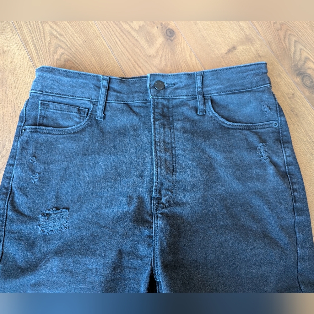 Old Navy High Rise Fits Your Way Jean Distressed Women Size 8-12 Black - Picture 6 of 7